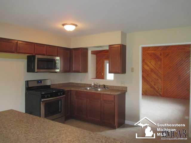 370 Pickard Road Temperance, MI 48182 - Photo 5 of 16 Gallery Image 5