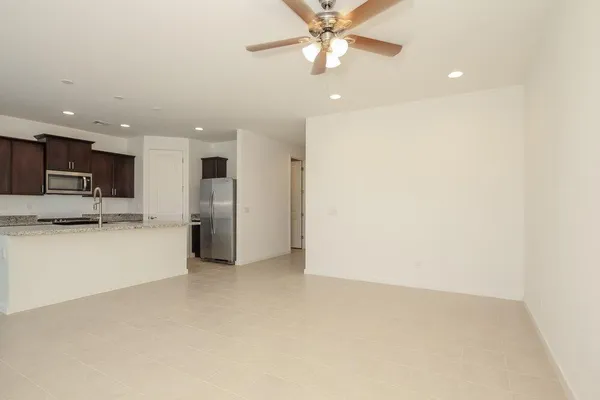 $2,730 | 11022 West Marguerite Avenue, Tolleson, AZ 85353