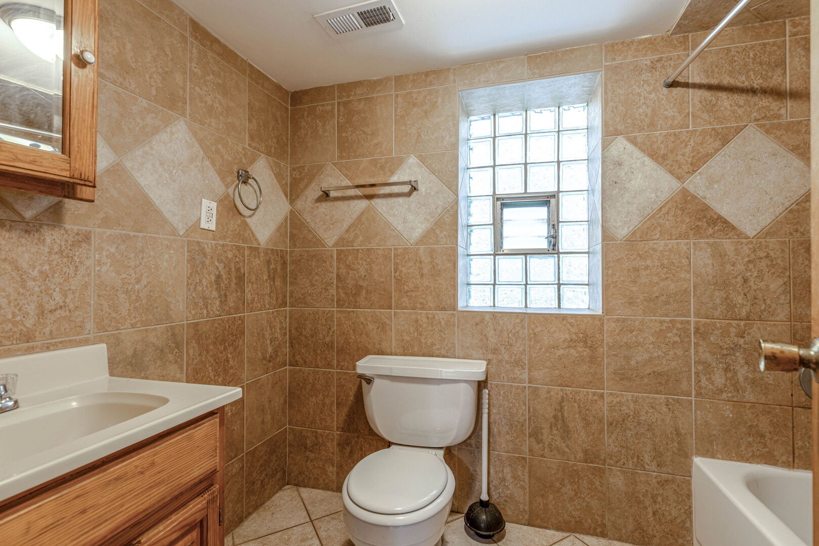 7408 West Addison Street, Unit 2 Chicago, IL 60634 - Photo 16 of 24