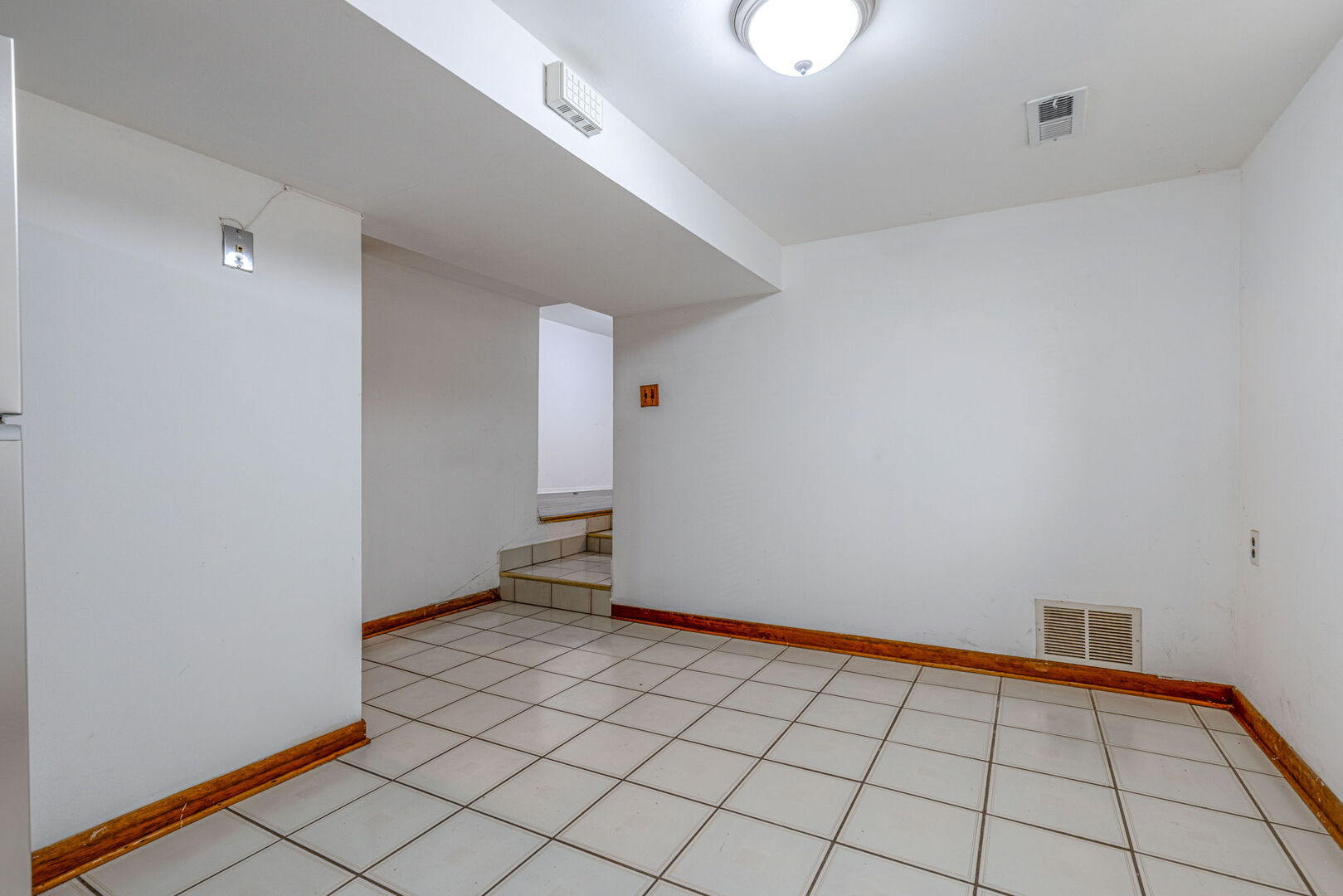 7408 West Addison Street, Unit 2 Chicago, IL 60634 - Photo 7 of 24