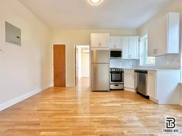 $3,000 | 743 Church Avenue, Unit 2E | Kensington