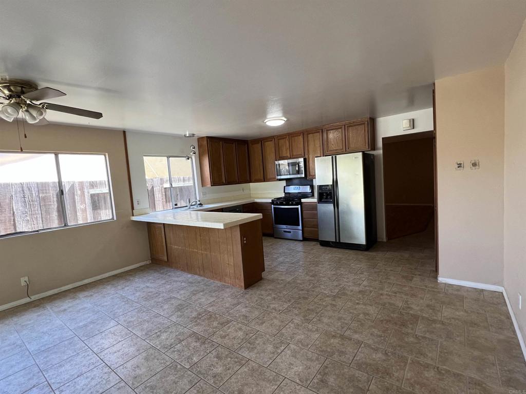 4014 Olive Drive Oceanside, CA 92056 - Photo 4 of 22