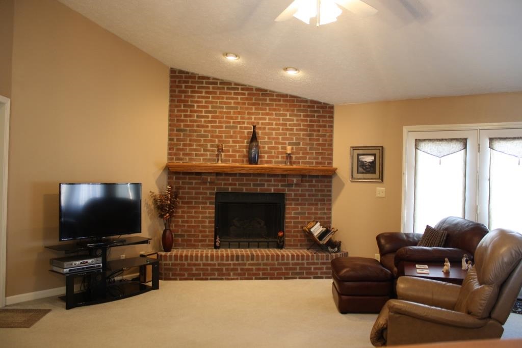 4008 Pennypackers Mill Road East Lafayette, IN 47909 - Photo 3 of 30 Gallery Image 3