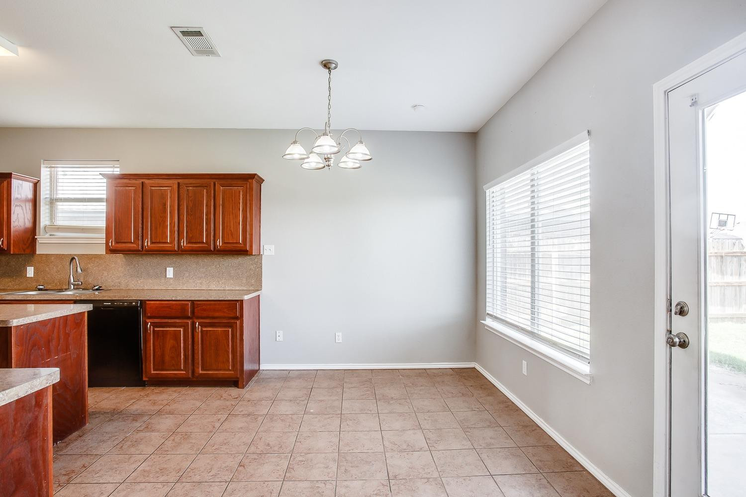 5102 Itasca Street Lubbock, TX 79416 - Photo 7 of 20 Photo 7