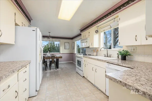 $600,000 | 3804 Dorman Avenue, Caldwell, ID 83605