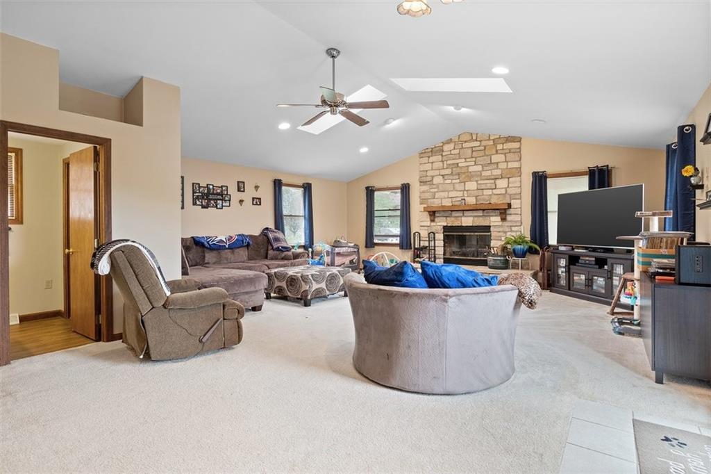 5328 Baptist Road Pittsburgh, PA 15236 - Photo 11 of 25 Gallery Image 11