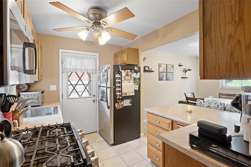 5328 Baptist Road Pittsburgh, PA 15236 - Photo 9 of 25 Gallery Image 9