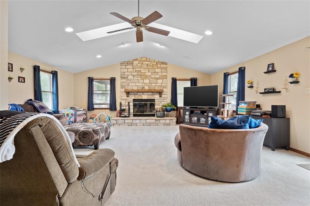 5328 Baptist Road Pittsburgh, PA 15236 - Photo 10 of 25 Gallery Image 10