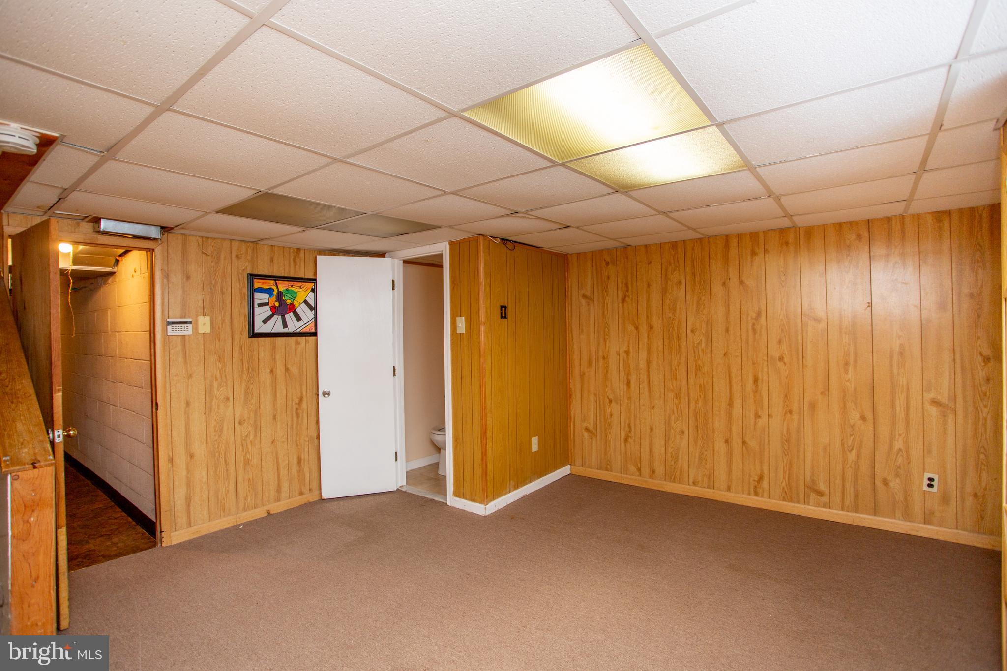 8617 Rugby Street Philadelphia, PA 19150 - Photo 27 of 34 Gallery Image 27