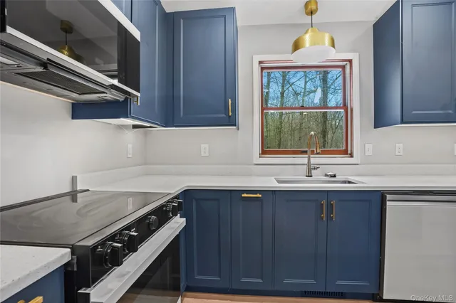 $455,000 | 18 Homewood Avenue, Newburgh, NY 12550