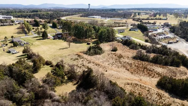 $200,000 | 367 National Avenue, Staunton, VA 24401