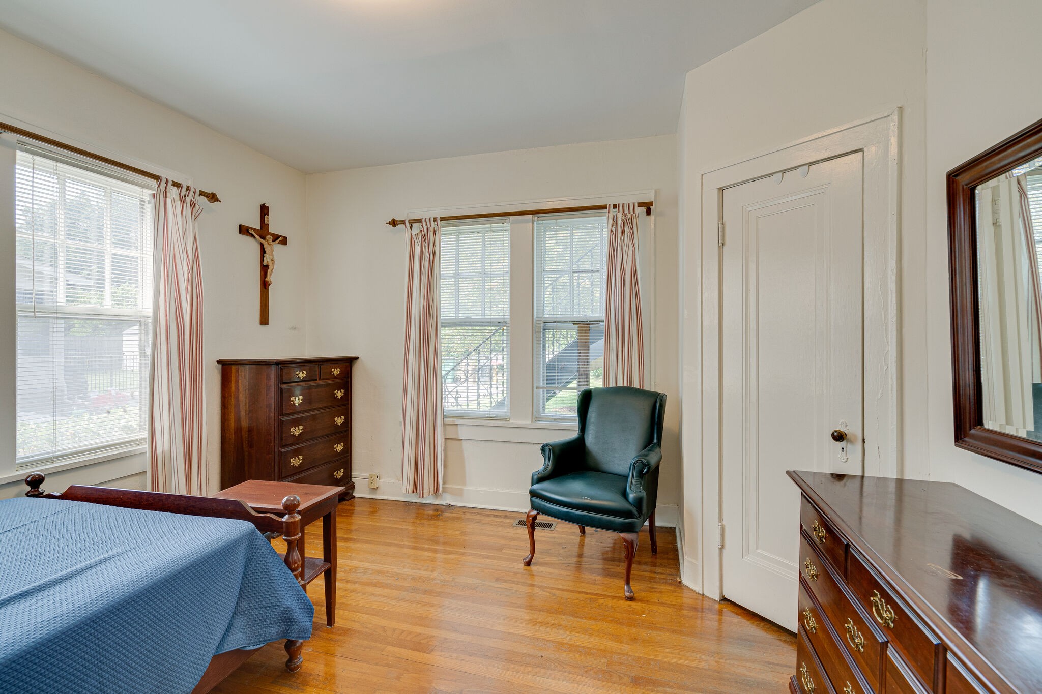 233 Cherokee Road Nashville, TN 37205 - Photo 17 of 29 a bedroom with furniture and a window