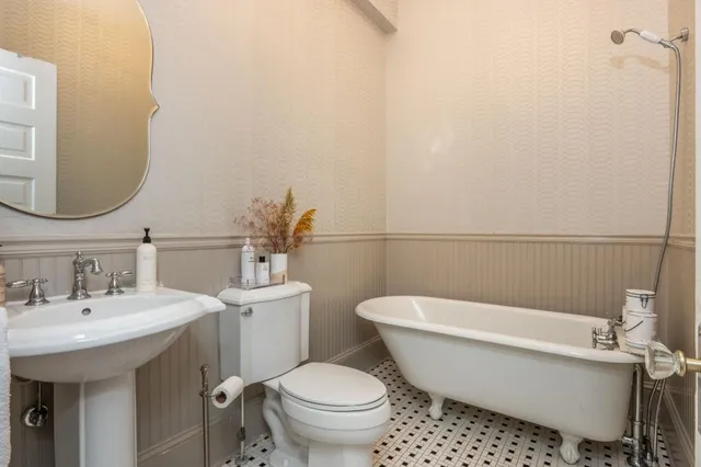 $1,050,000 | 242 Haralson Avenue Northeast, Atlanta, GA 30307