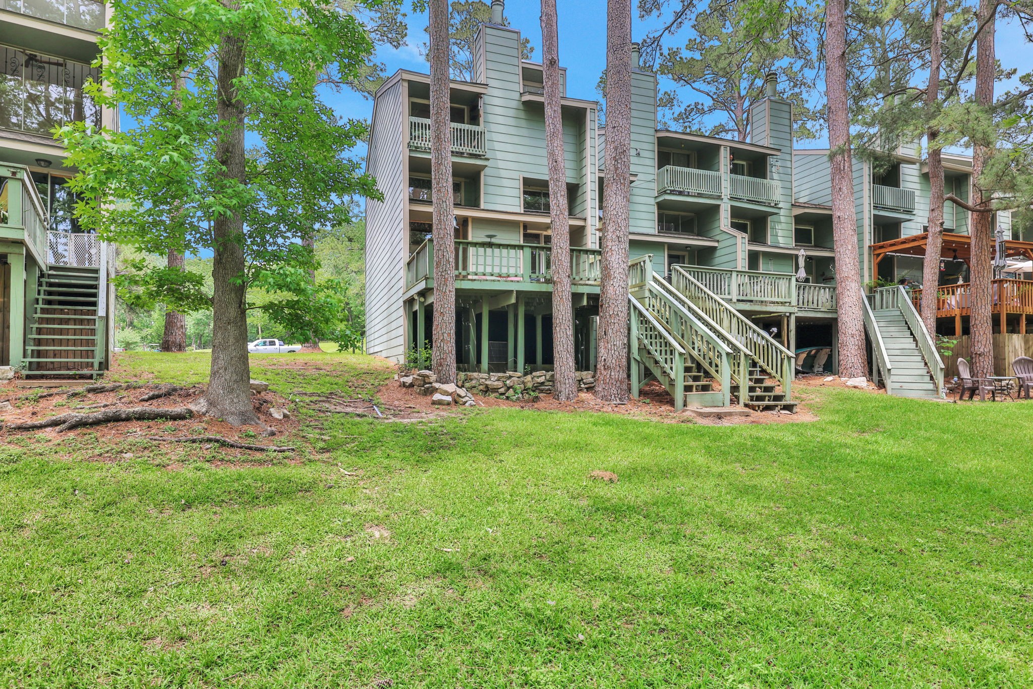 142 Villa Way Coldspring, TX 77331 - Photo 20 of 35 Located on the end - you only have neighbors on one side