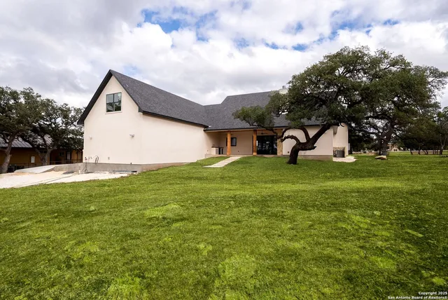$799,000 | 1583 Palomino Springs, Bandera, TX 78003