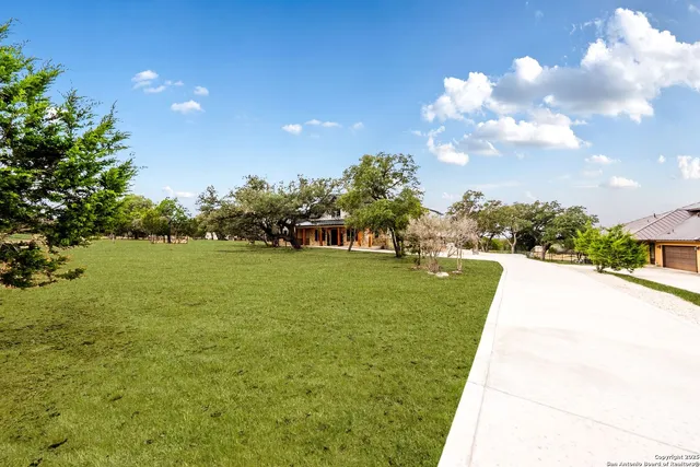 $799,000 | 1583 Palomino Springs, Bandera, TX 78003