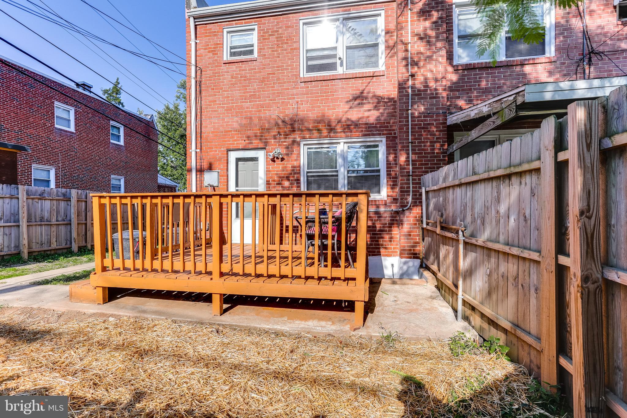 249 Stemmers Run Road Baltimore, MD 21221 - Photo 27 of 30 Fenced Yard with Privacy Fence