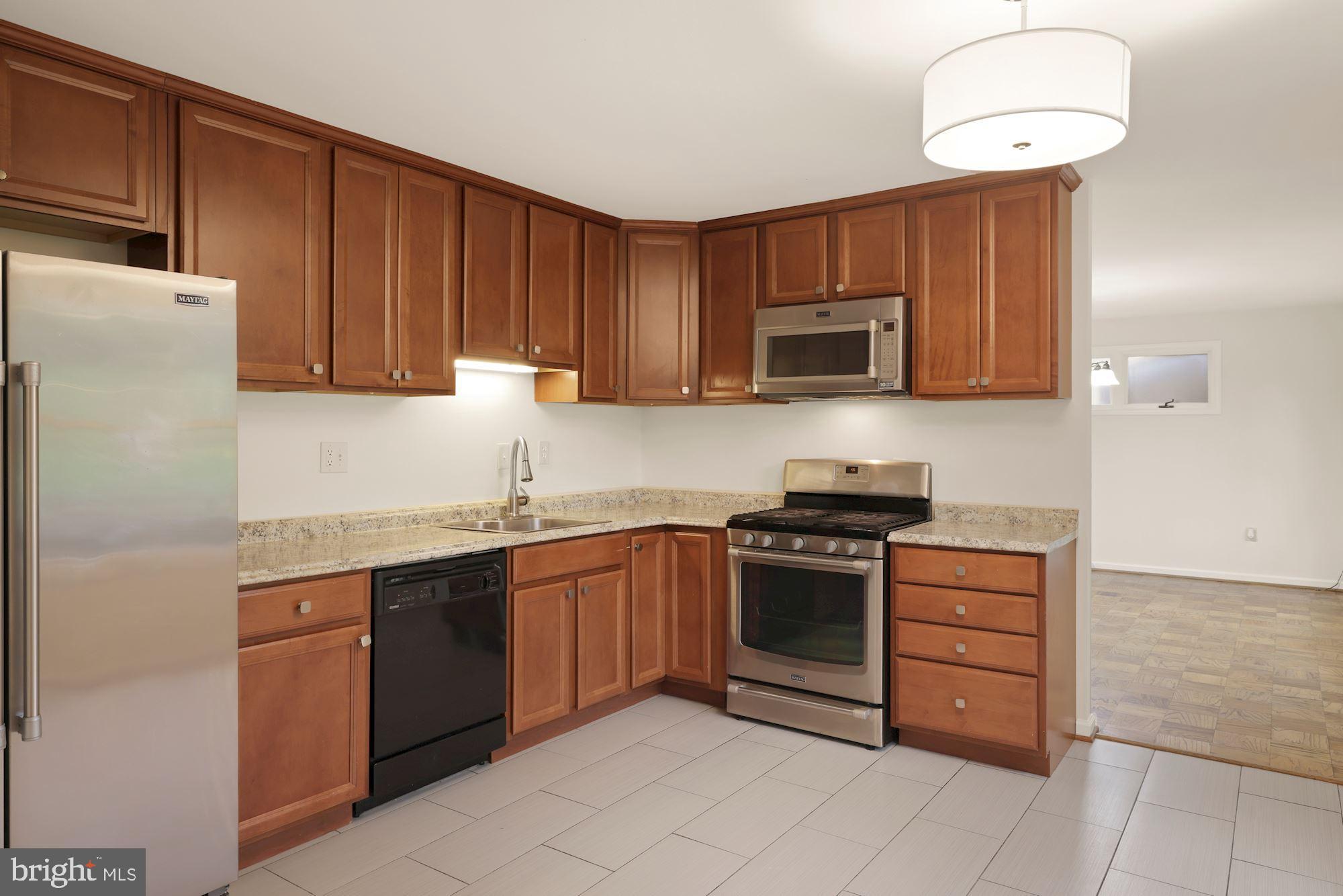 12805 Crisfield Road Silver Spring, MD 20906 - Photo 11 of 35 Kitchen