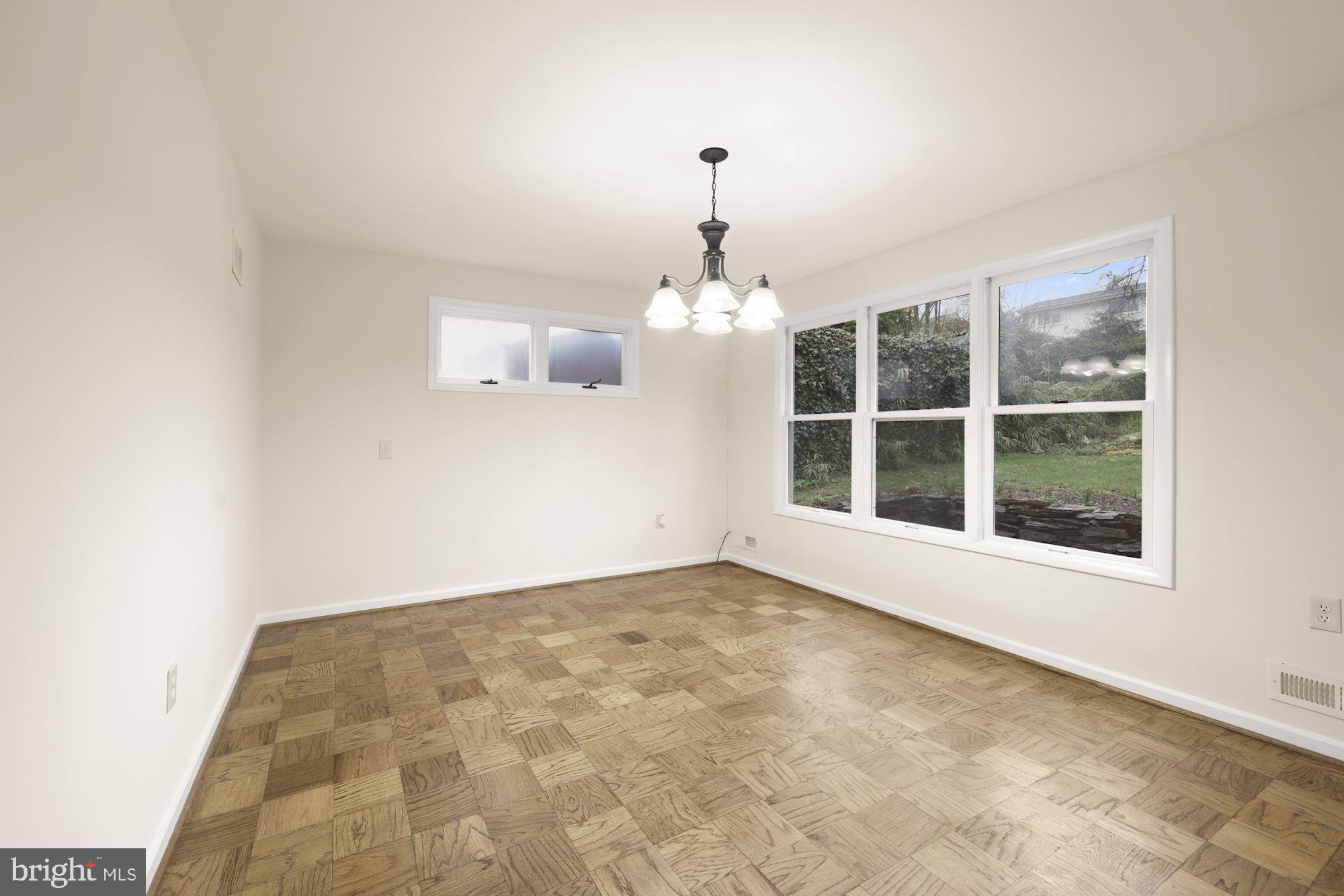 12805 Crisfield Road Silver Spring, MD 20906 - Photo 13 of 35 Dining Room