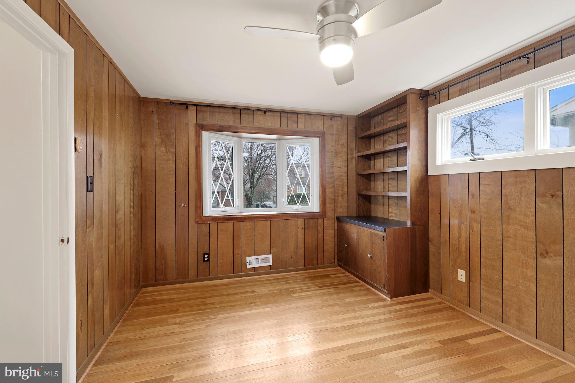 12805 Crisfield Road Silver Spring, MD 20906 - Photo 17 of 35 4th Bedroom or Den off main level