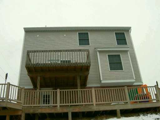 283 Randy Lane Coraopolis, PA 15108 - Photo 7 of 8 Gallery Image 7