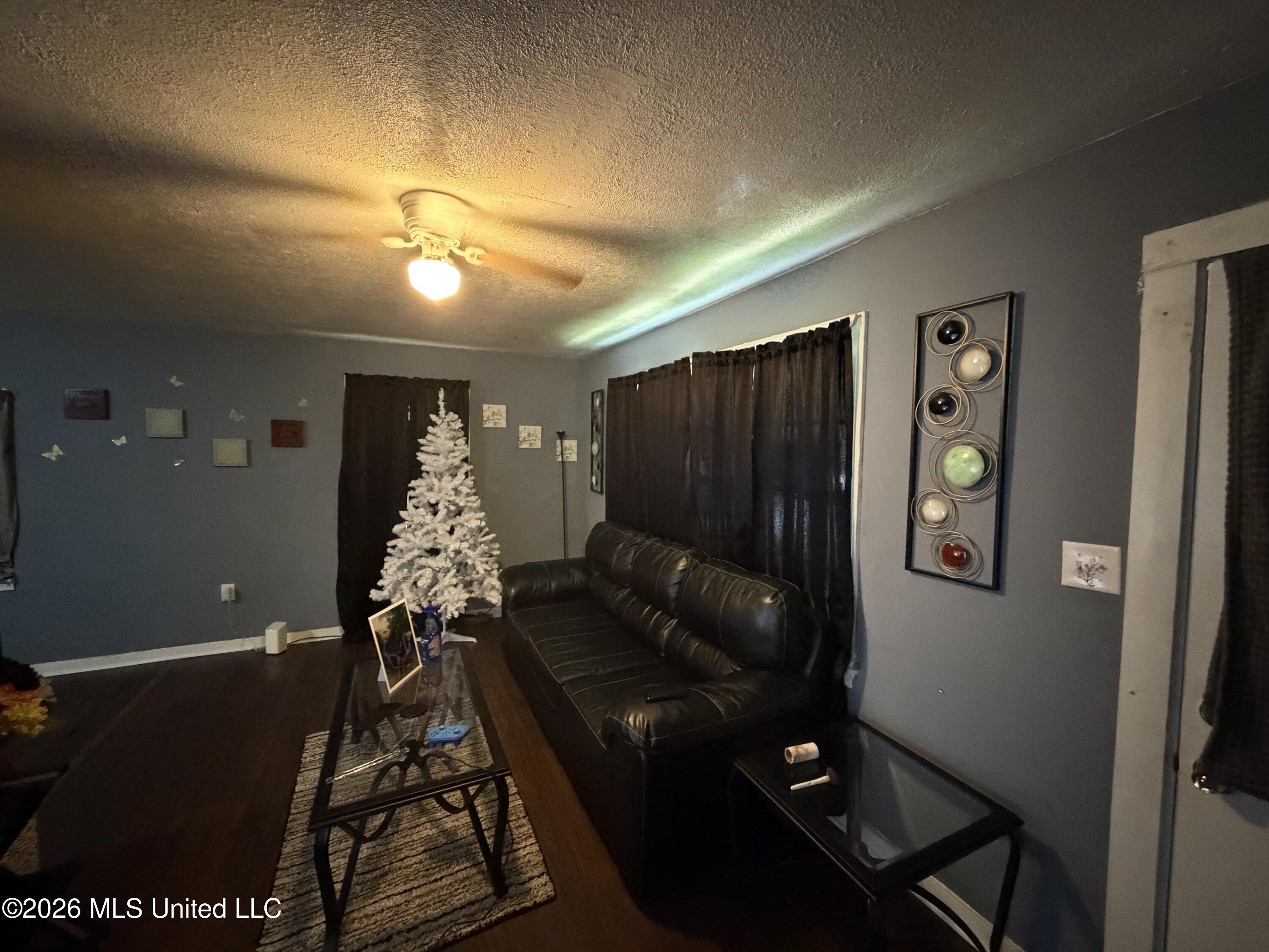 3544 Hines Street Jackson, MS 39212 - Photo 6 of 12 IMG_6435