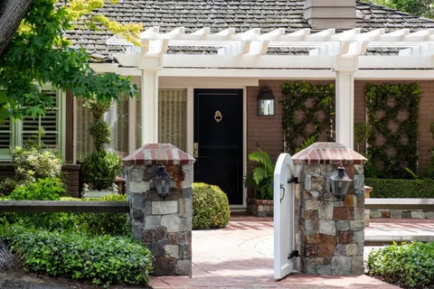 $5,295,000 | 1445 Valparaiso Avenue, Menlo Park, CA 94025