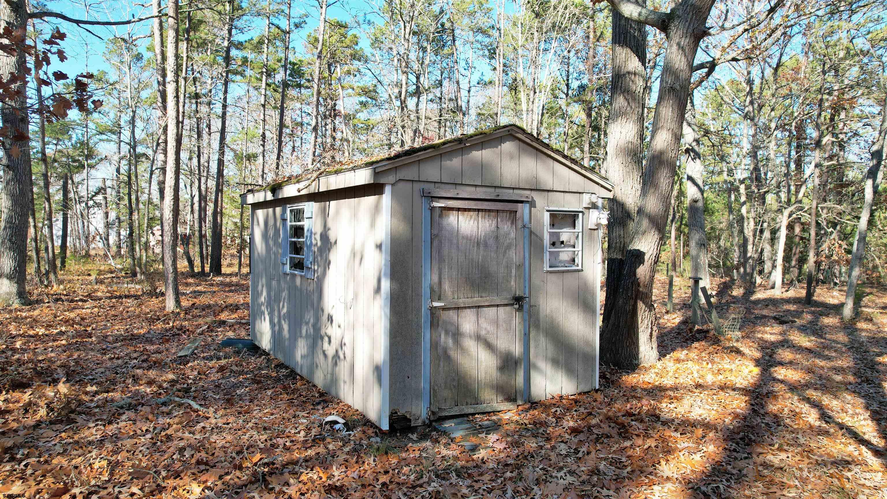 28 Luke Court Seaville, NJ 08230 - Photo 32 of 39 a front view of a house with yard