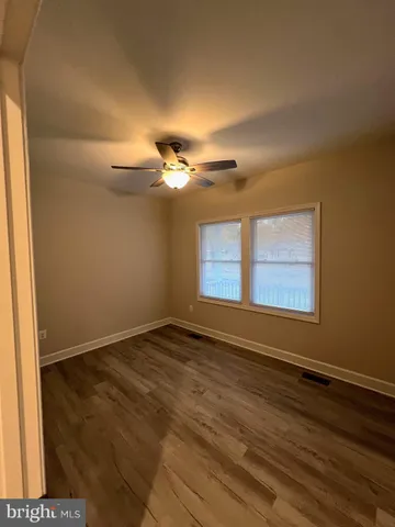 a close view of sink