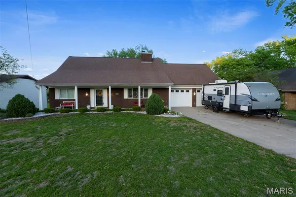 $339,900 | 312 Cathy Drive, Jackson, MO 63755