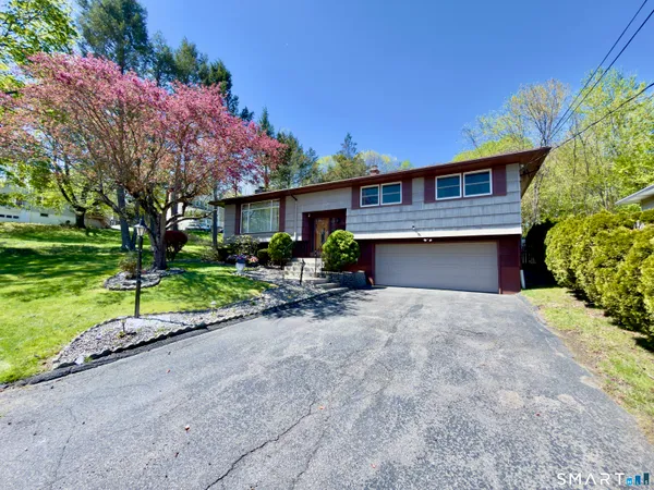 $369,000 | 25 Greenfield Avenue, Waterbury, CT 06708