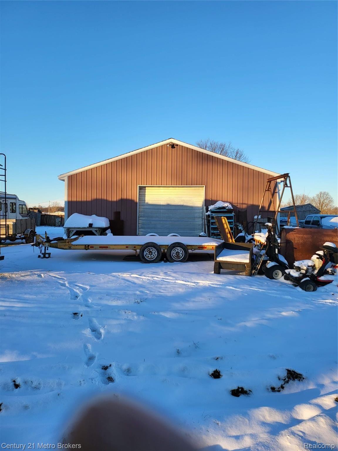 5019 East Wilson Road Clio, MI 48420 - Photo 4 of 17 20220103_162843.jpg