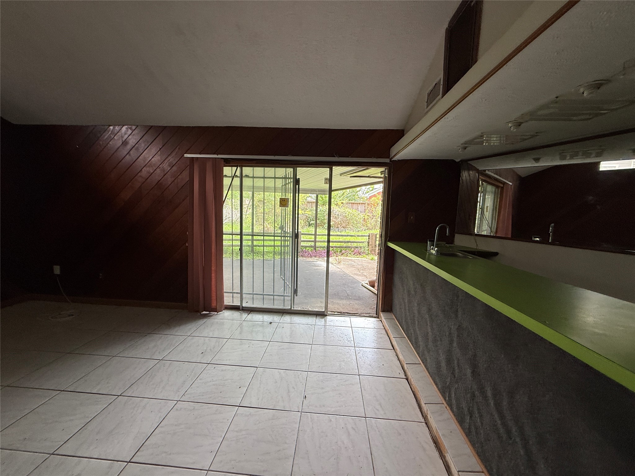 4302 Fernwood Drive Houston, TX 77021 - Photo 10 of 15