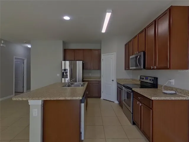 $1,949 | Undisclosed Address, Grand Island, FL 32735