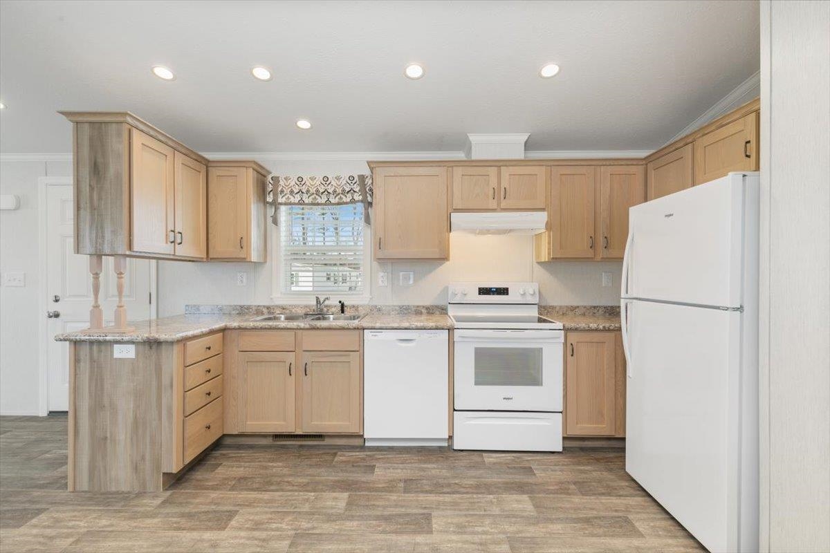 54 Hagop Road Salem, NH 03079 - Photo 11 of 22