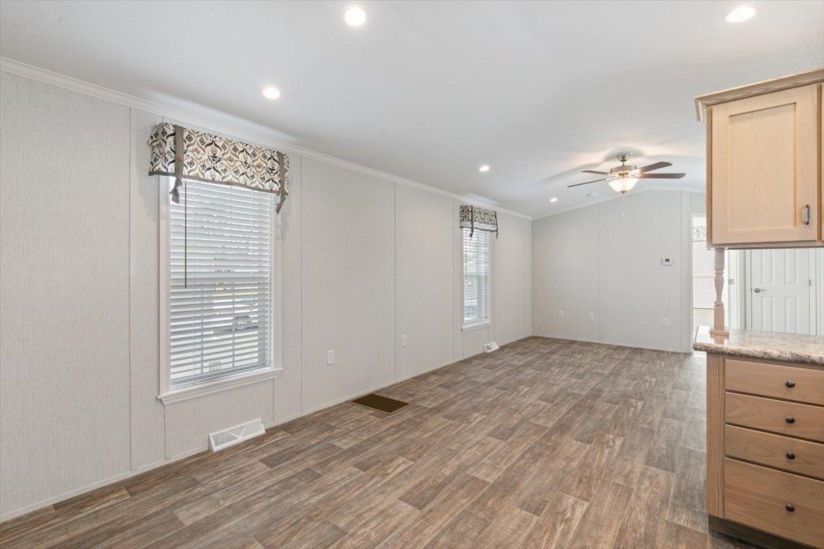 54 Hagop Road Salem, NH 03079 - Photo 14 of 22