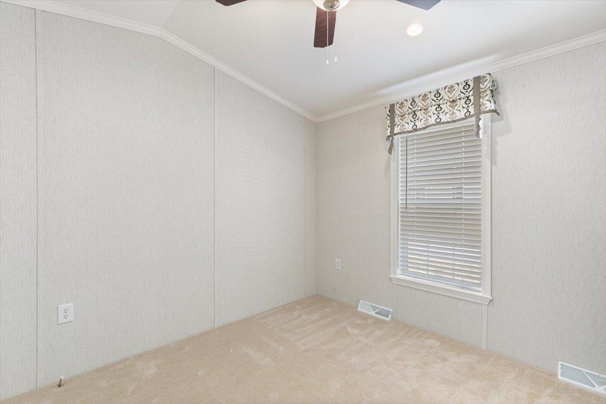 54 Hagop Road Salem, NH 03079 - Photo 20 of 22