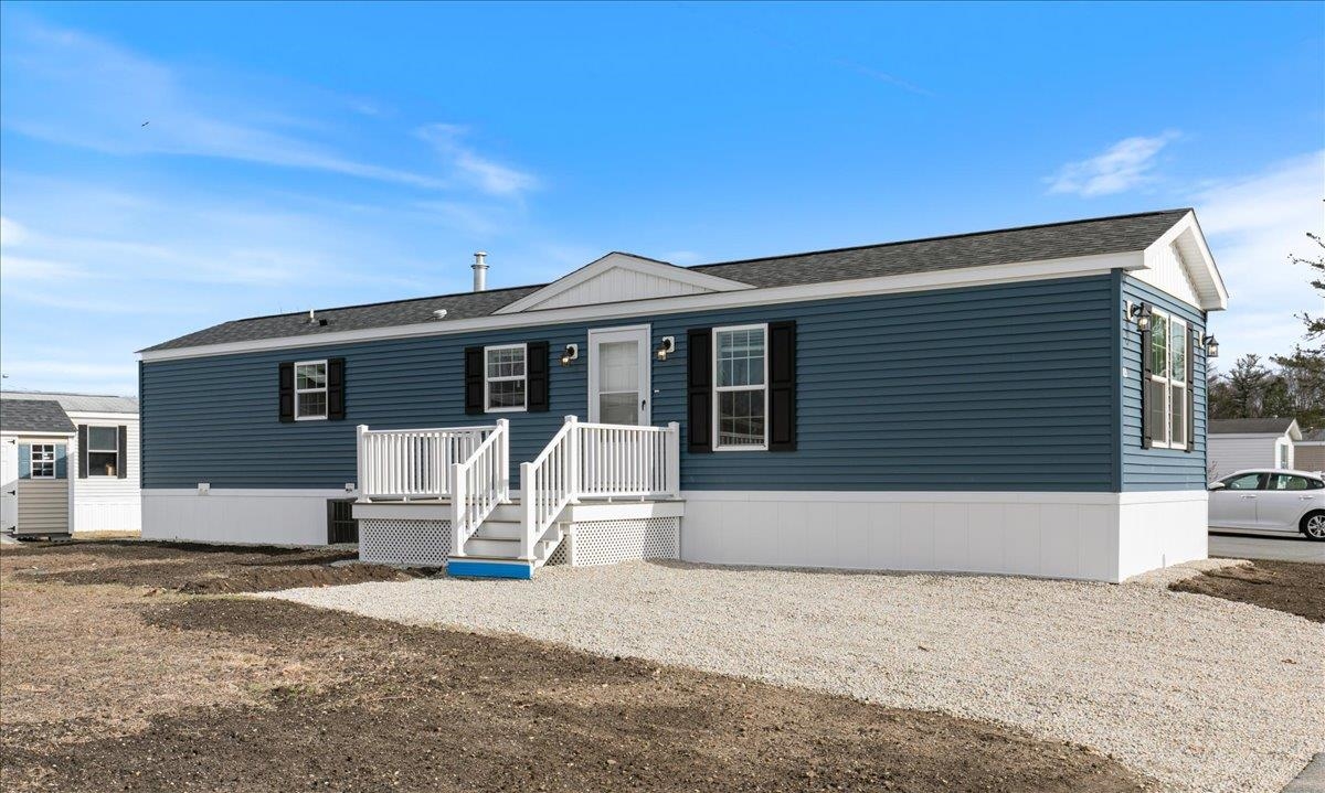 54 Hagop Road Salem, NH 03079 - Photo 4 of 22