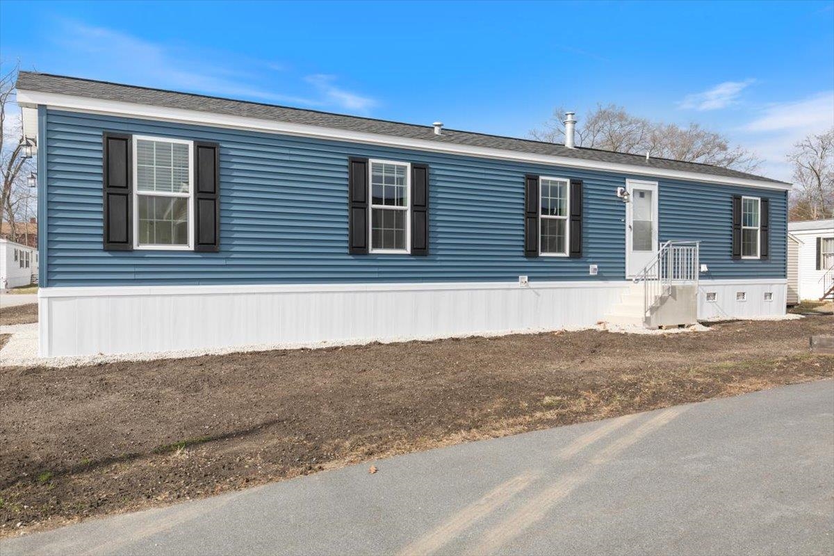 54 Hagop Road Salem, NH 03079 - Photo 6 of 22