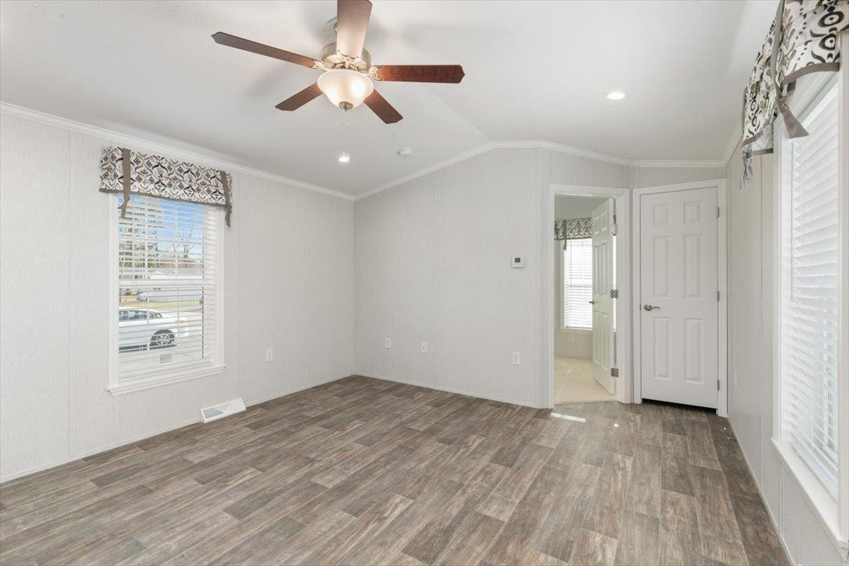 54 Hagop Road Salem, NH 03079 - Photo 10 of 22