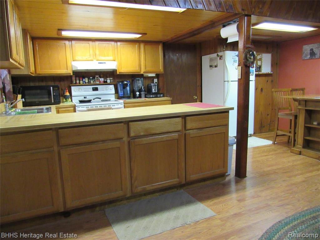 561 Ogemaw Road West Branch, MI 48661 - Photo 19 of 38