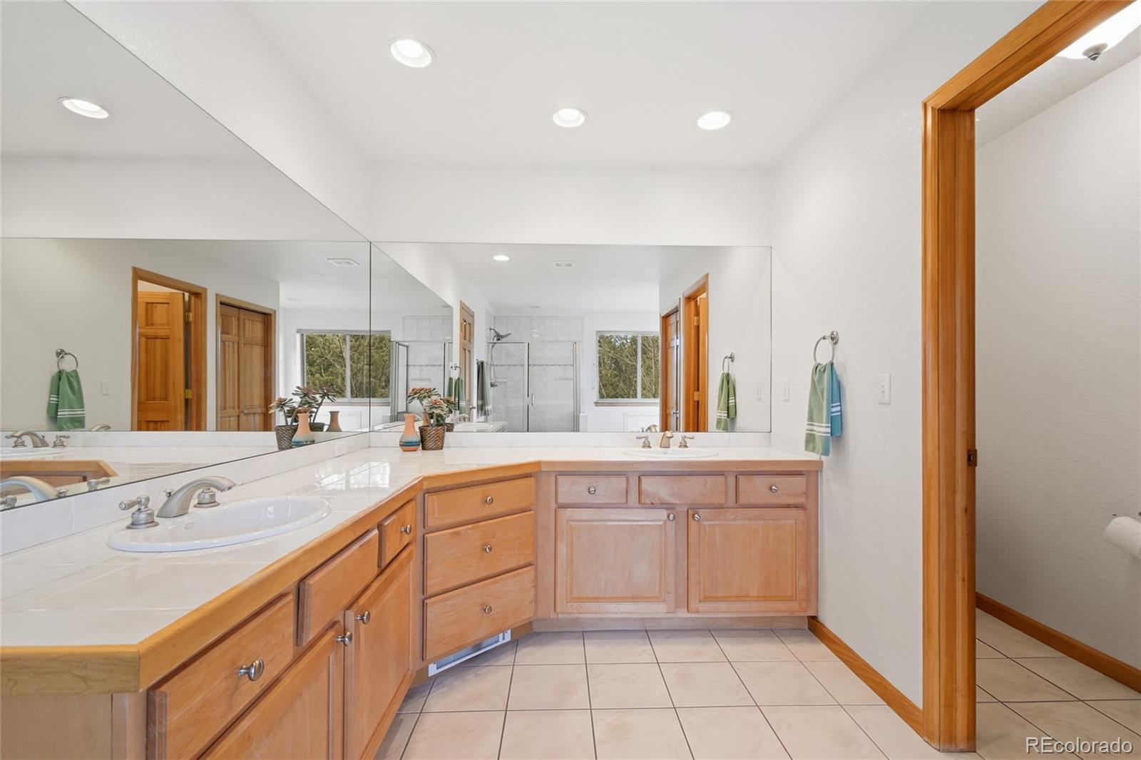 26248 Snowdrop Road Evergreen, CO 80439 - Photo 13 of 27