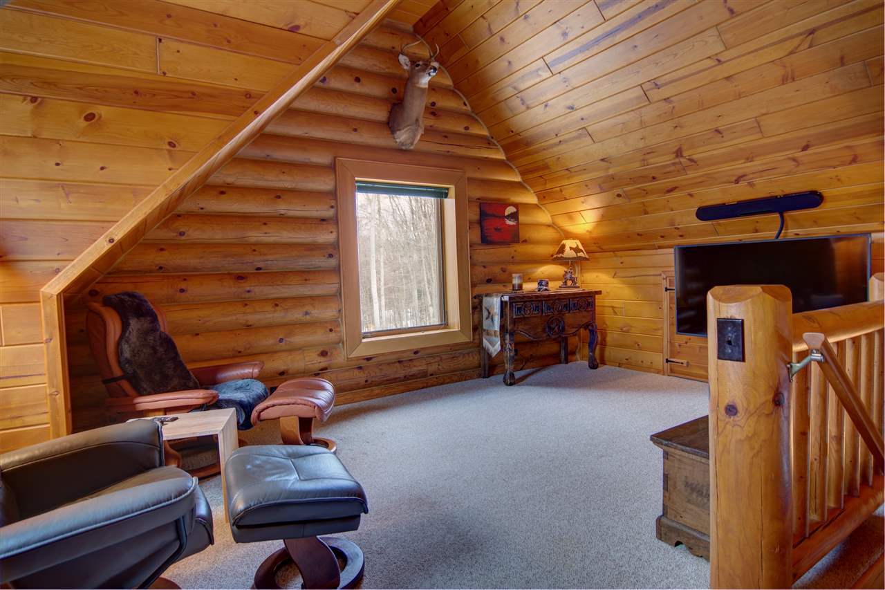 9770 Springvale Road Boyne Falls, MI 49713 - Photo 20 of 41 1875755-23.JPG