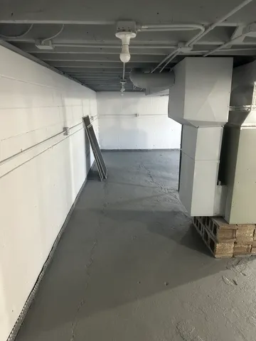 $2,200 | 410 Ivanhoe Road, Grayslake, IL 60030