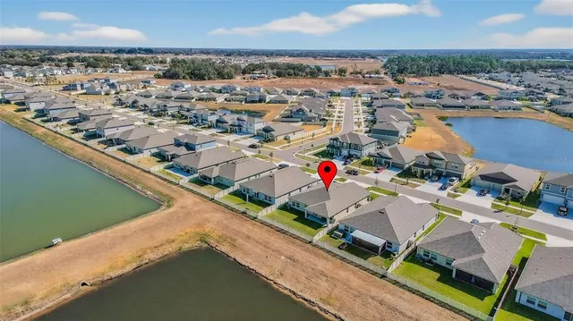 $3,200 | 15217 Zircon Red Drive, Wimauma, FL 33598