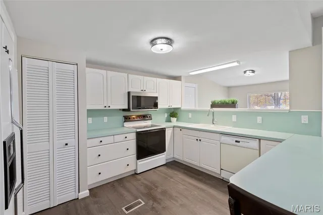 $228,000 | 1433 Hoover Lane, Barnhart, MO 63012