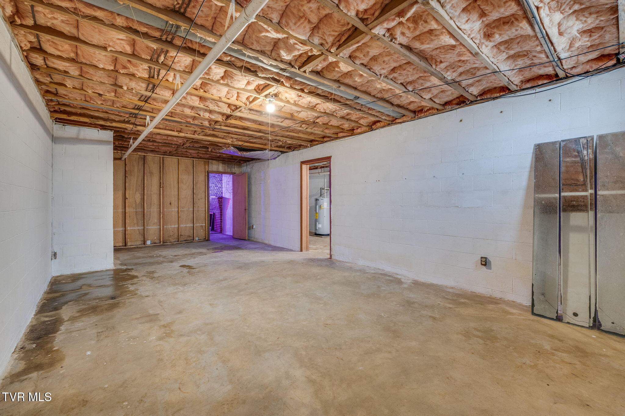 1946 Buckingham Road Greeneville, TN 37745 - Photo 36 of 45 037