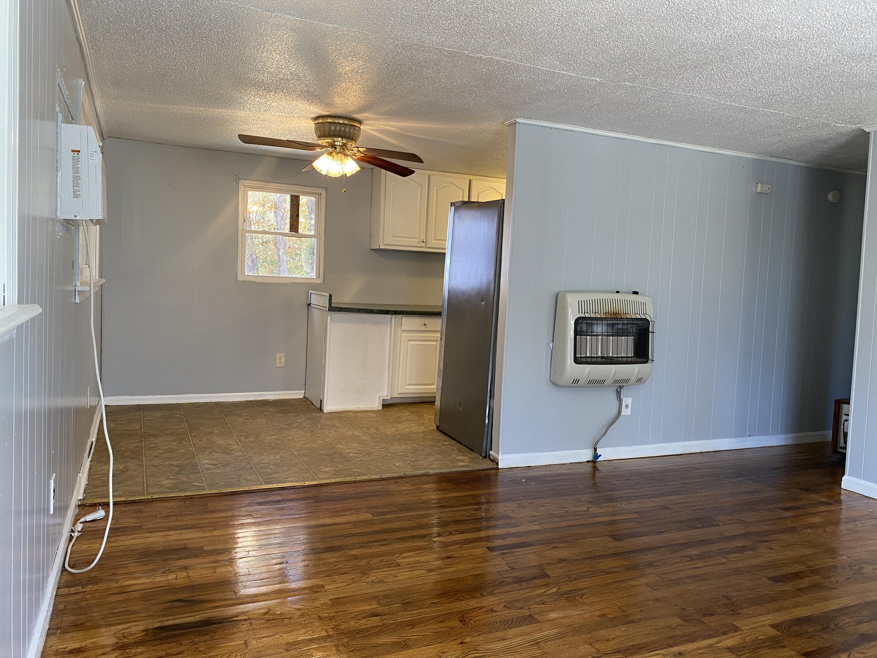 104 Gray Road Signal Mountain, TN 37377 - Photo 12 of 31 Living