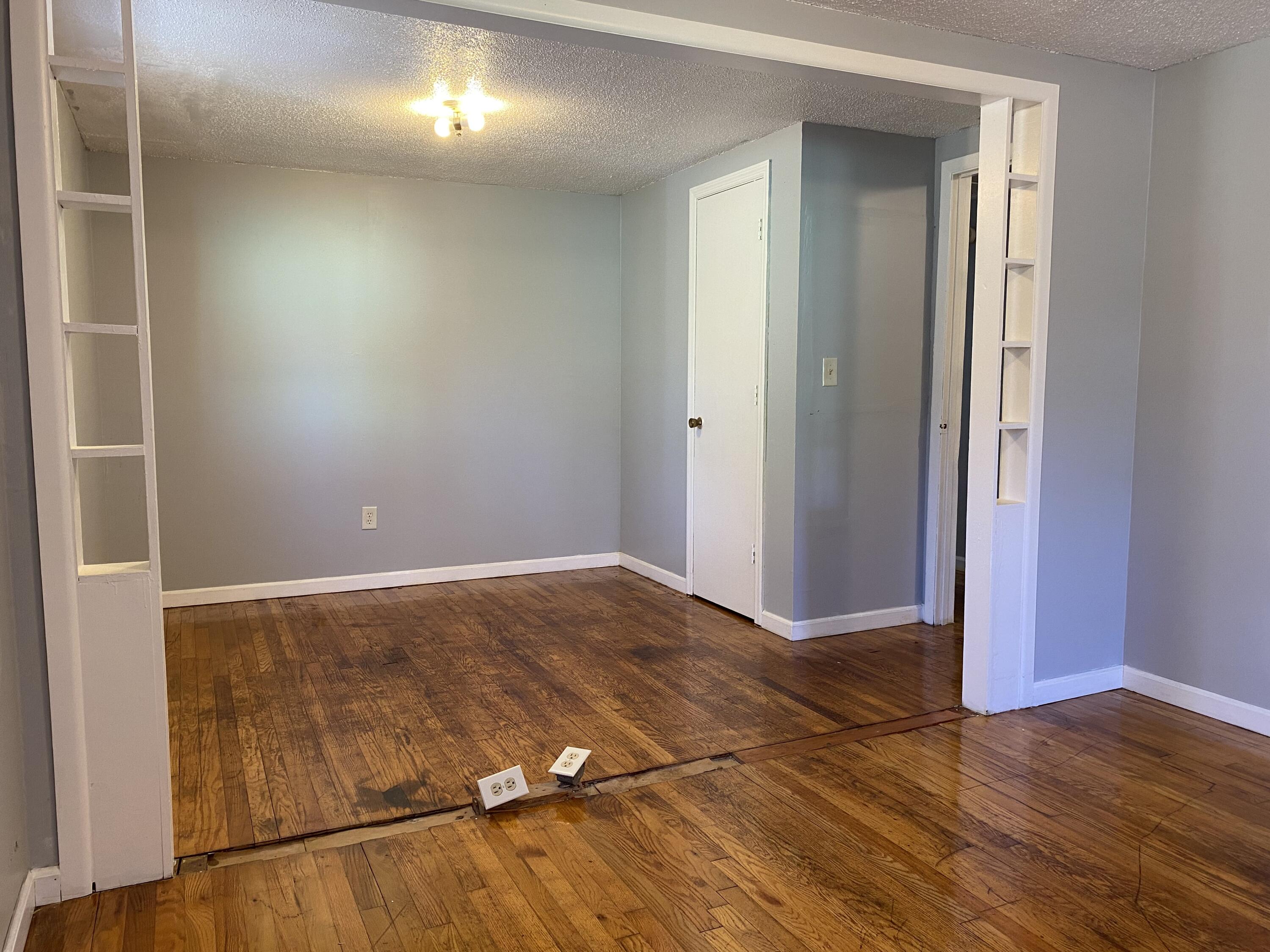 104 Gray Road Signal Mountain, TN 37377 - Photo 23 of 31 Bedroom 3/4