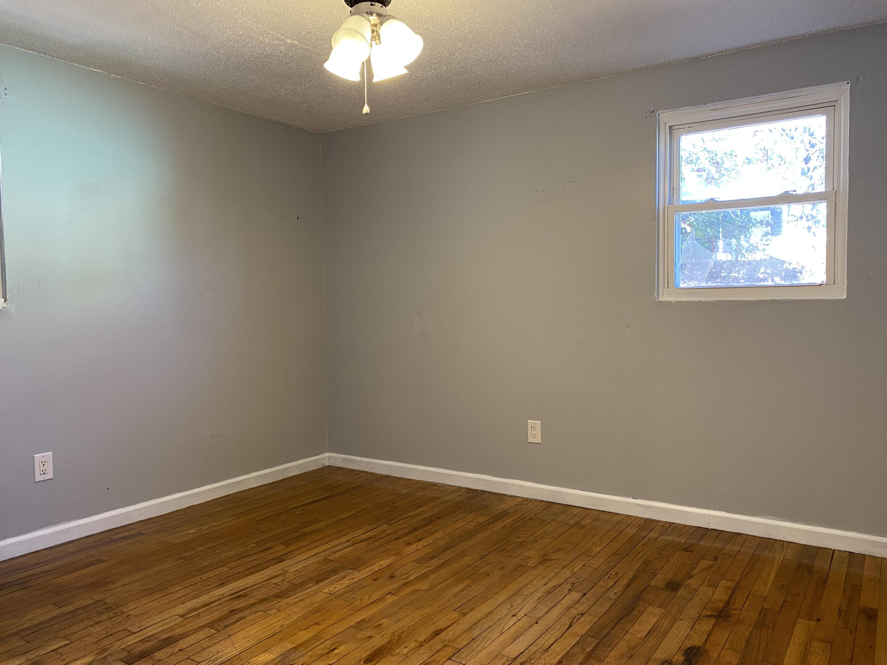 104 Gray Road Signal Mountain, TN 37377 - Photo 26 of 31 Master Bedroom